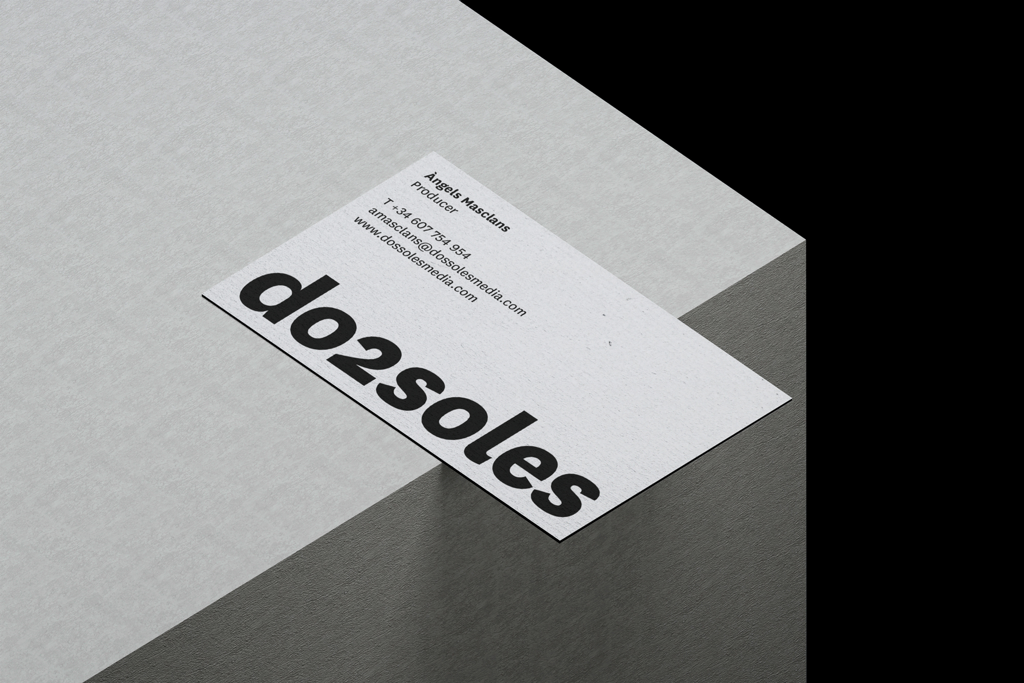 DossolesMedia_Card.jpg